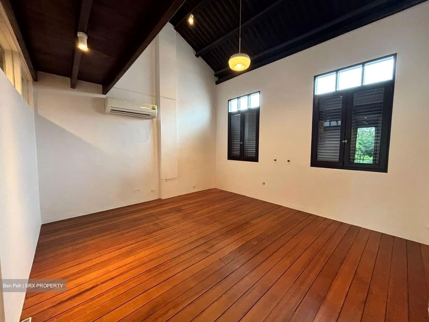 Joo Chiat Place (D15), Terrace #578765561